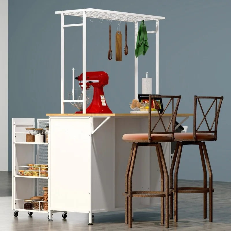 Isla de cocina con panel abatible plegable, estantes y cajones de armario, y ganchos