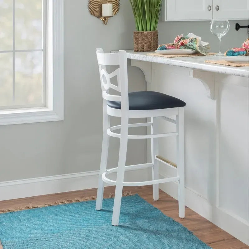 Taburete de bar clásico de madera maciza de haya blanca con respaldo abierto decorativo