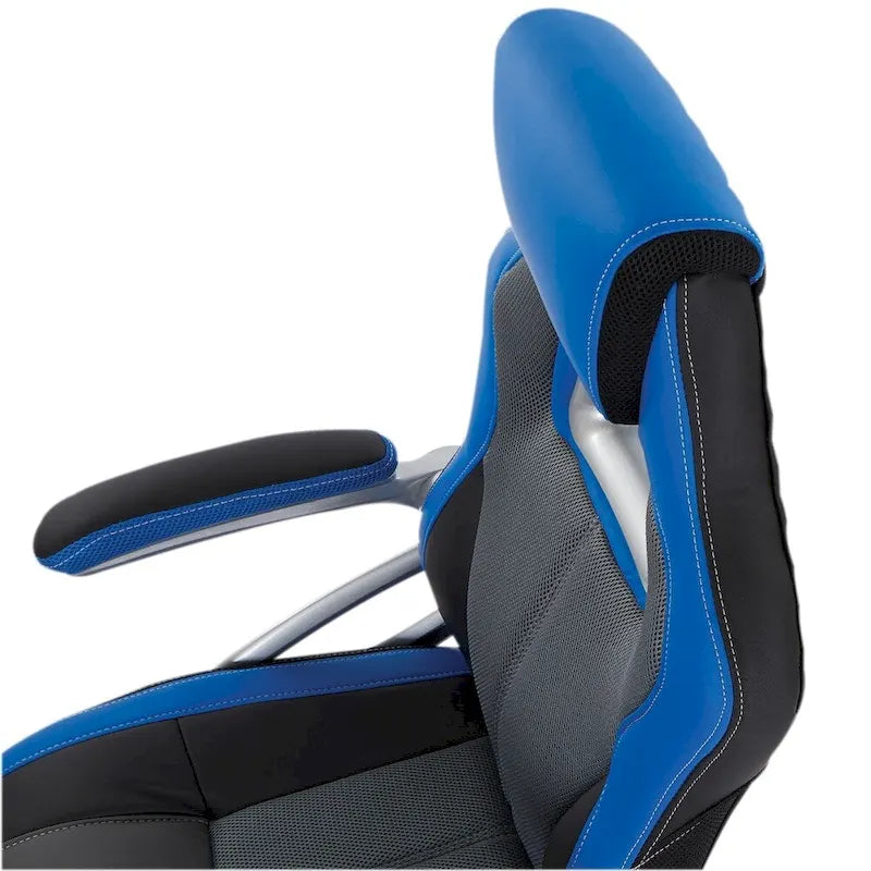 Silla gamer de malla y cuero sintético en dos tonos, con brazos acolchados abatibles