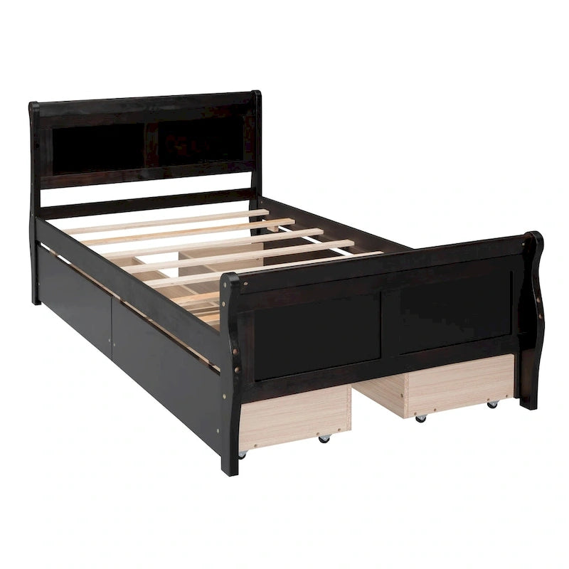 Klassisches Plattformbett aus Holz mit vier Schubladen und Kopfteil mit Paneelen