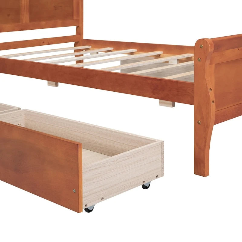 Klassisches Plattformbett aus Holz mit vier Schubladen und Kopfteil mit Paneelen