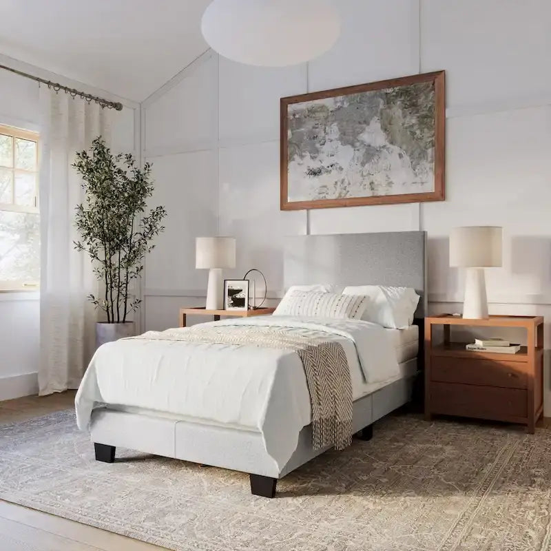 Estructura de cama tapizada de tela moderna con diseño de cabecero rectangular acolchado