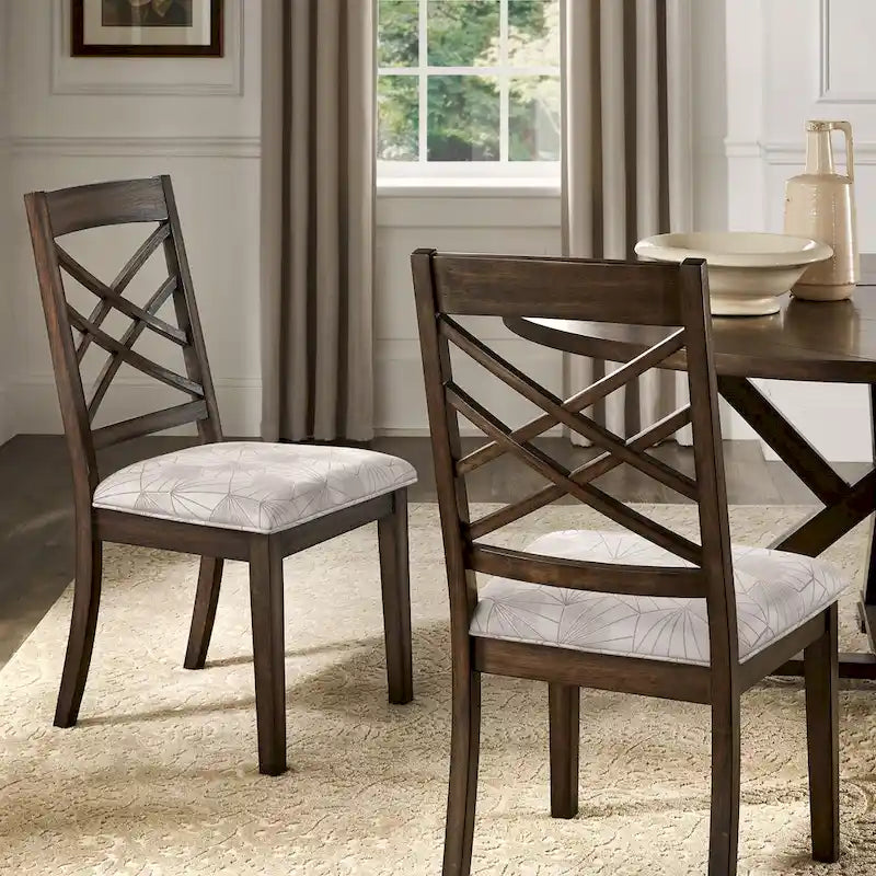Silla de comedor de madera color espresso con respaldo de celosía y asiento tapizado