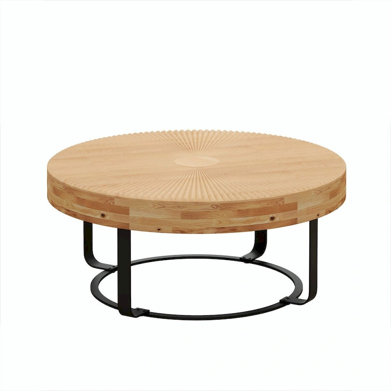 Mesa de centro redonda moderna con patrón de tallado en madera y patas de metal
